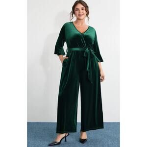 Bloomchic Belted Green Velour Jumpsuit Sz 14/16